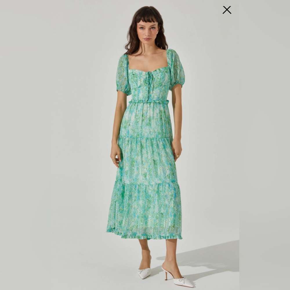 ASTR The Label Bustier puff sleeve midi dress. Accepting offers!!